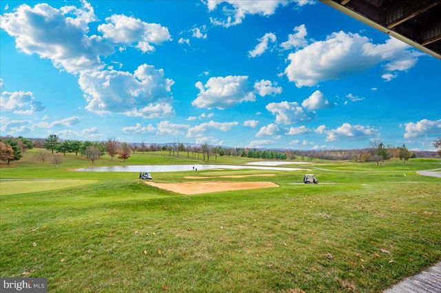 20102 TEAKWOOD DR, Hagerstown, MD 21742