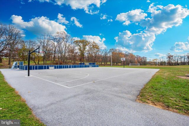 20102 TEAKWOOD DR, Hagerstown, MD 21742