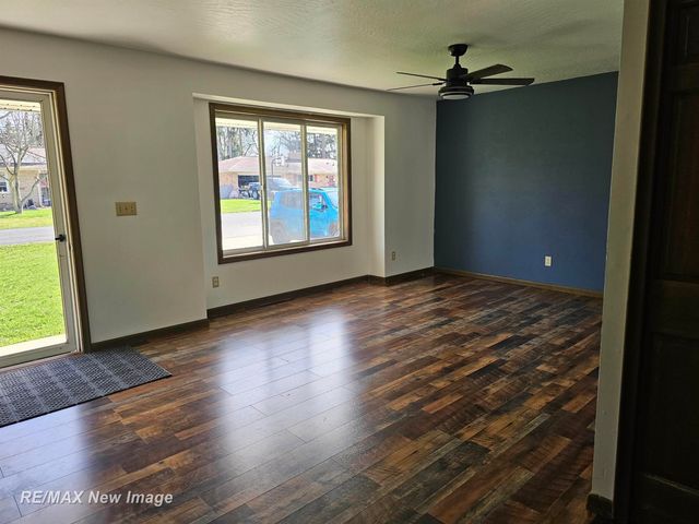 4814 Schneider Street, Saginaw, MI 48638