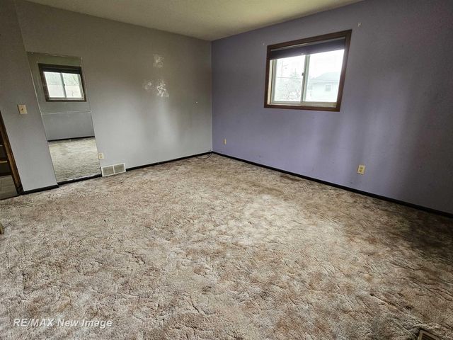 4814 Schneider Street, Saginaw, MI 48638