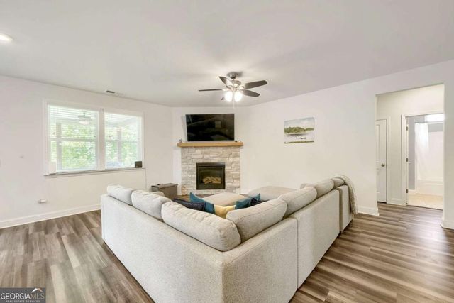 7850 Bristol Valley Drive, Cumming, GA 30028