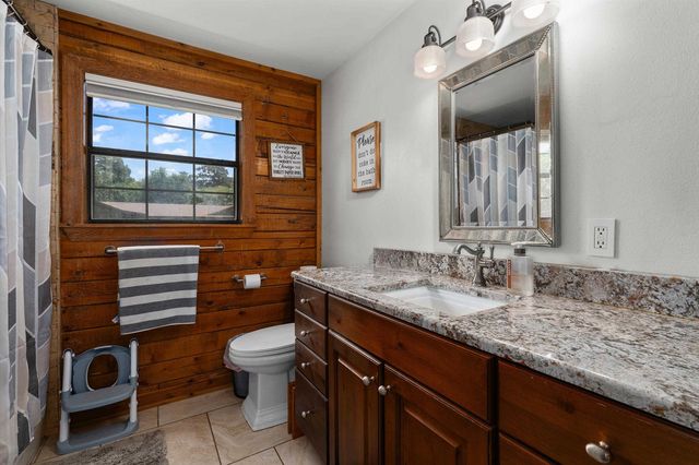 255 Corrine PL, Waskom, TX 75692