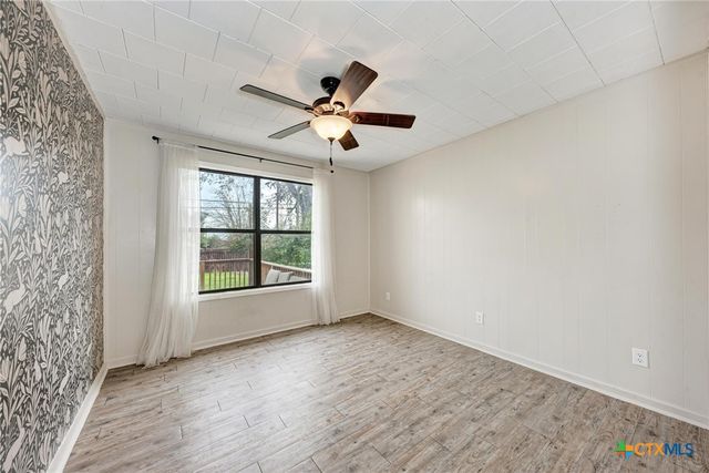 501 N Ridge Street, Lampasas, TX 76550