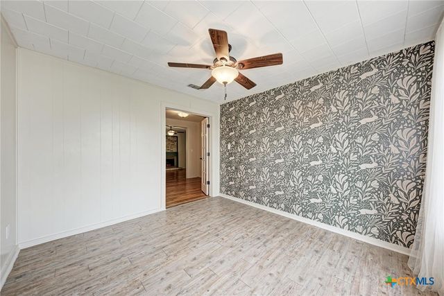 501 N Ridge Street, Lampasas, TX 76550