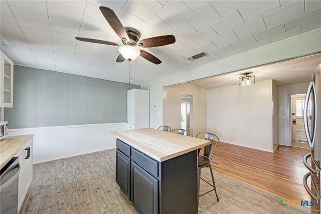 501 N Ridge Street, Lampasas, TX 76550