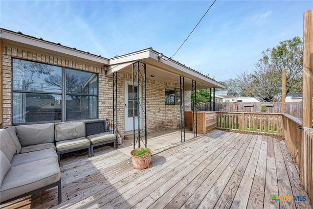 501 N Ridge Street, Lampasas, TX 76550