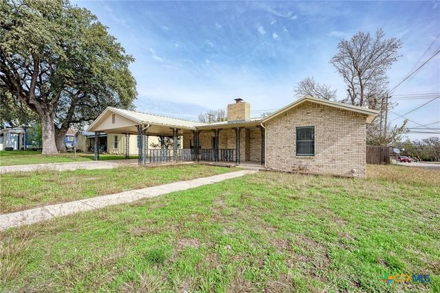 501 N Ridge Street, Lampasas, TX 76550