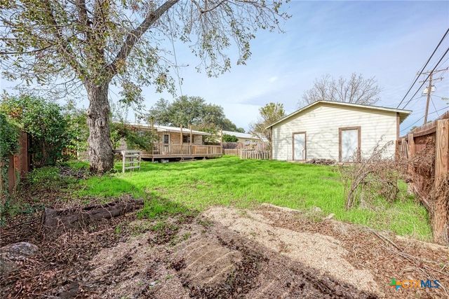 501 N Ridge Street, Lampasas, TX 76550