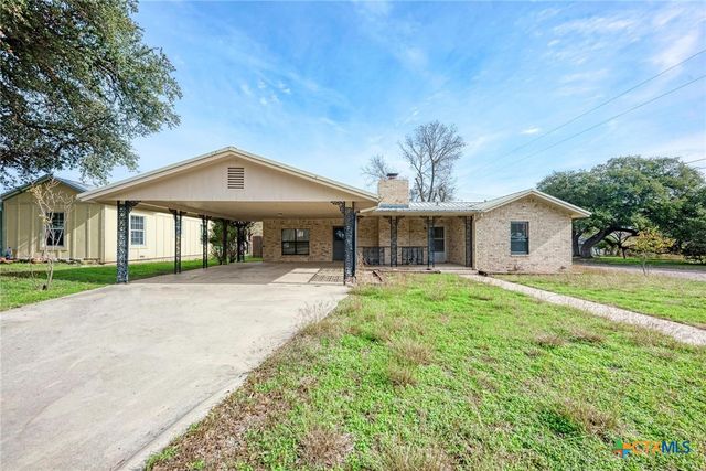 501 N Ridge Street, Lampasas, TX 76550