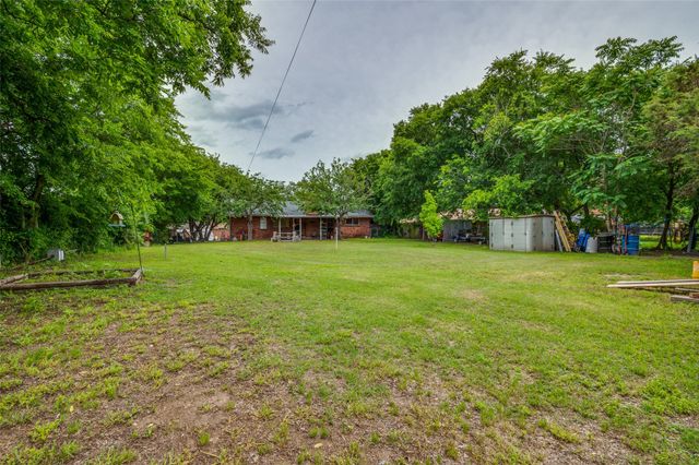 831 Hill City Drive, Duncanville, TX 75116