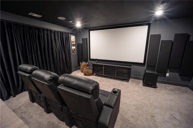 6833 Benjamin Drive, Flowery Branch, GA 30542