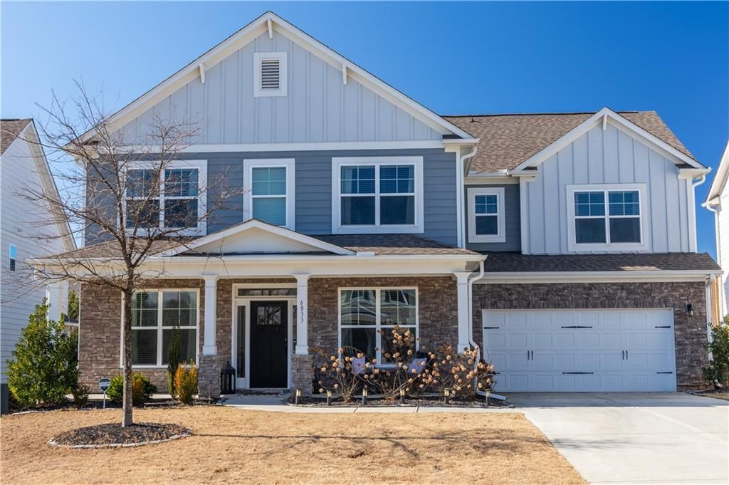6833 Benjamin Drive, Flowery Branch, GA 30542