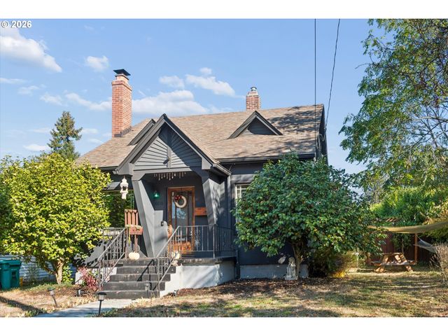 6816 N MARYLAND Ave, Portland, OR 97217