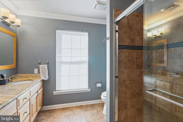 27 DONOVAN RD, Pennington, NJ 08534