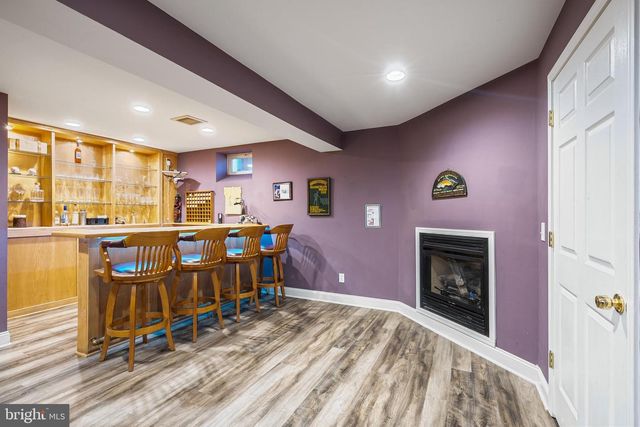 27 DONOVAN RD, Pennington, NJ 08534