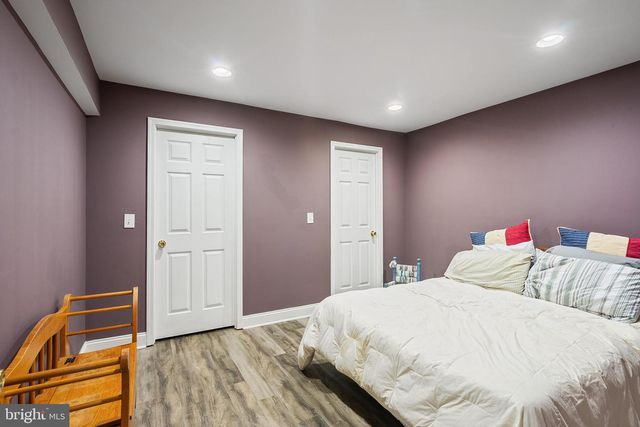 27 DONOVAN RD, Pennington, NJ 08534