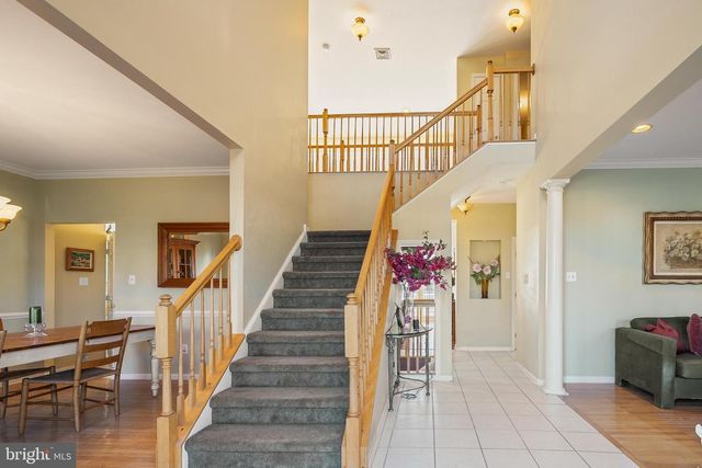 27 DONOVAN RD, Pennington, NJ 08534