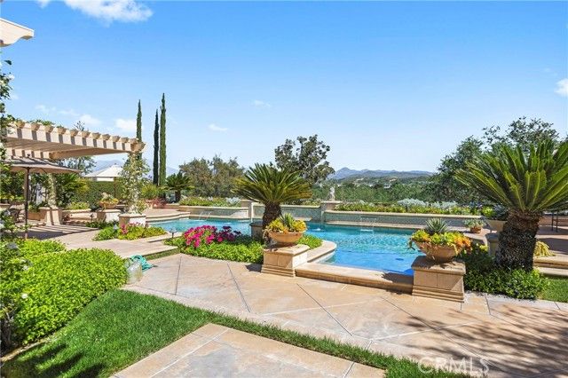 4 Bordeaux, Laguna Hills, CA 92679