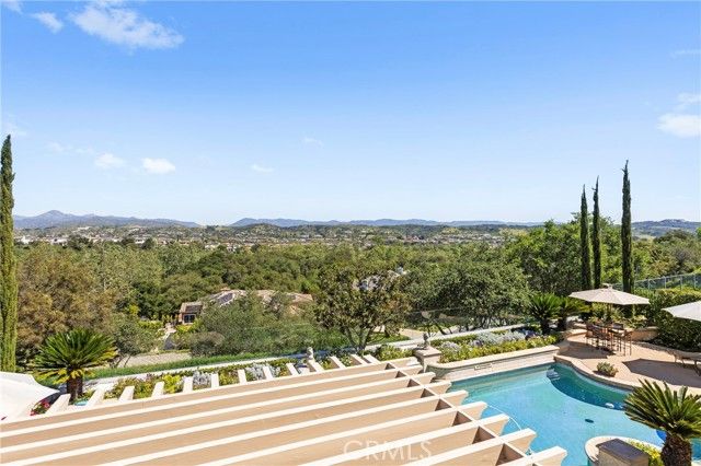 4 Bordeaux, Laguna Hills, CA 92679