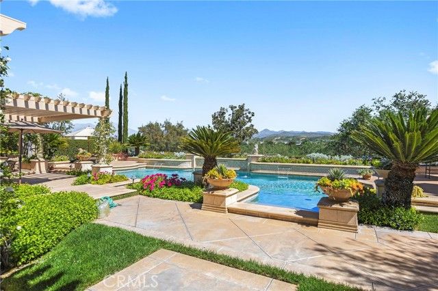 4 Bordeaux, Laguna Hills, CA 92679