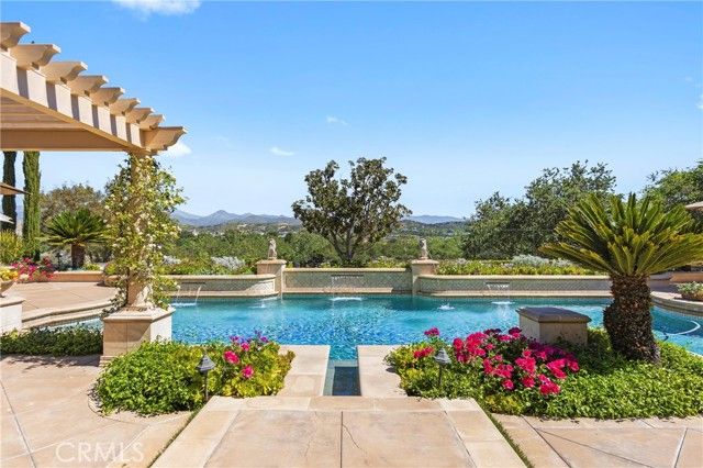 4 Bordeaux, Laguna Hills, CA 92679