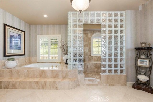 4 Bordeaux, Laguna Hills, CA 92679