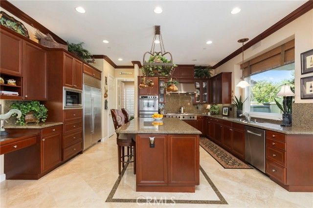 4 Bordeaux, Laguna Hills, CA 92679