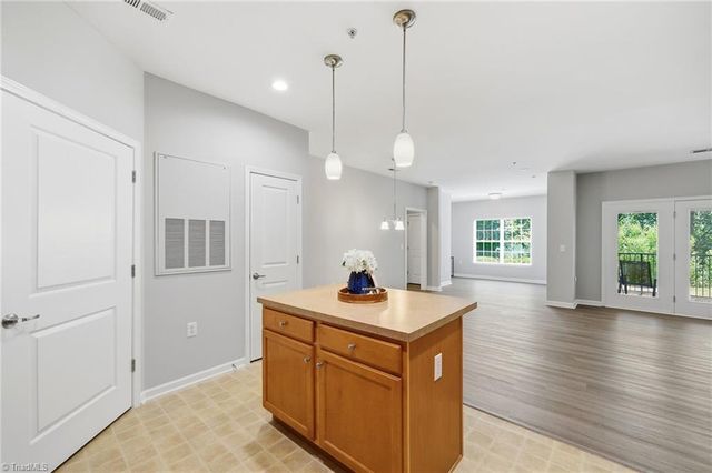 3610 Spanish Peak Drive 1B, High Point, NC 27265