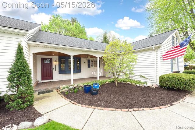 20489 Lexington Boulevard, Northville, MI 48167