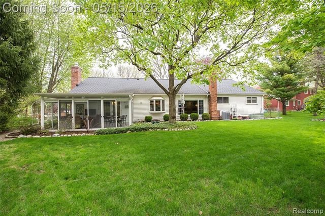 20489 Lexington Boulevard, Northville, MI 48167