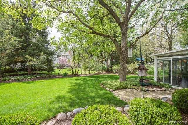 20489 Lexington Boulevard, Northville, MI 48167