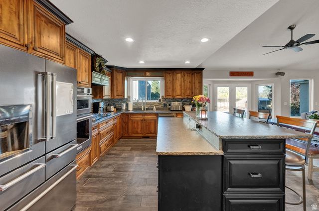 9298 N DEERFIELD CIR, Eagle Mountain, UT 84005