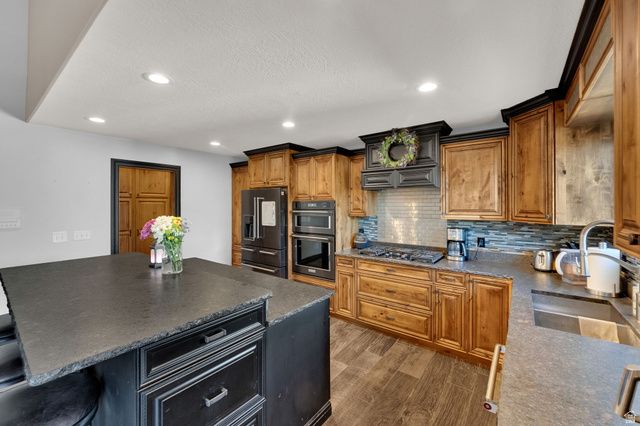 9298 N DEERFIELD CIR, Eagle Mountain, UT 84005