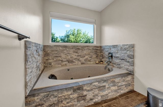 9298 N DEERFIELD CIR, Eagle Mountain, UT 84005