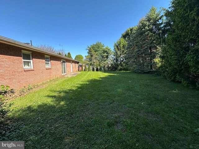 3814 SYCAMORE GROVE ROAD, Chambersburg, PA 17202