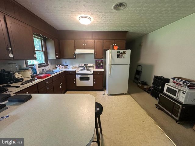 3814 SYCAMORE GROVE ROAD, Chambersburg, PA 17202