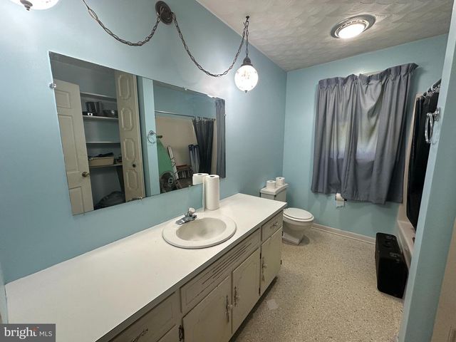 3814 SYCAMORE GROVE ROAD, Chambersburg, PA 17202