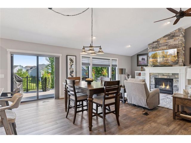 203 Vista Circle, River Falls, WI 54022