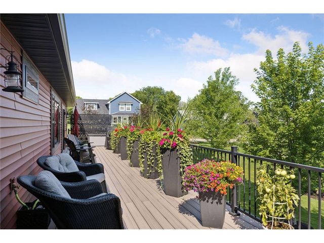 203 Vista Circle, River Falls, WI 54022