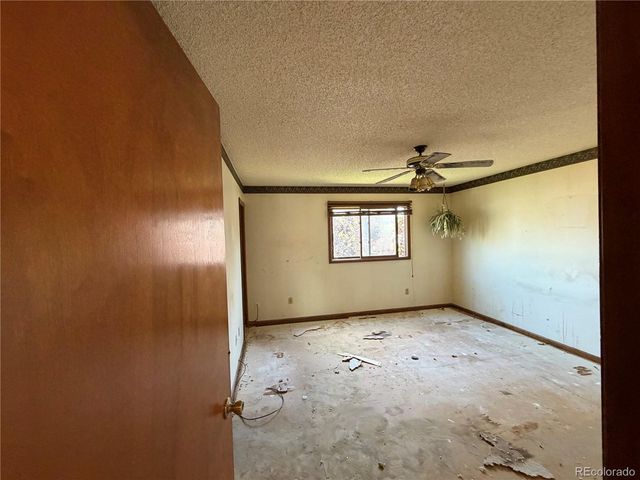 1674 Saulsbury Court, Loveland, CO 80538