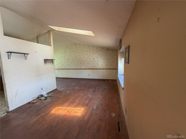 1674 Saulsbury Court, Loveland, CO 80538