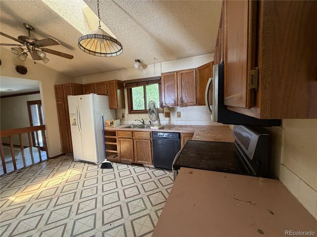 1674 Saulsbury Court, Loveland, CO 80538