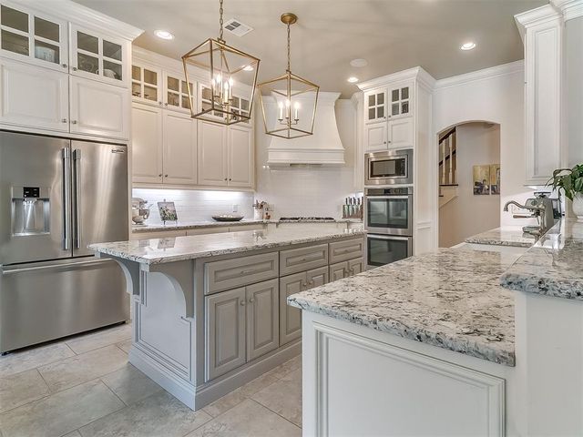 5017 Shades Bridge Road Road, Edmond, OK 73034