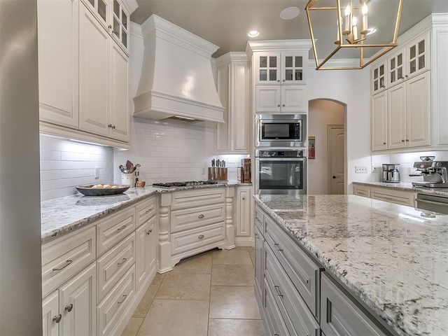 5017 Shades Bridge Road Road, Edmond, OK 73034