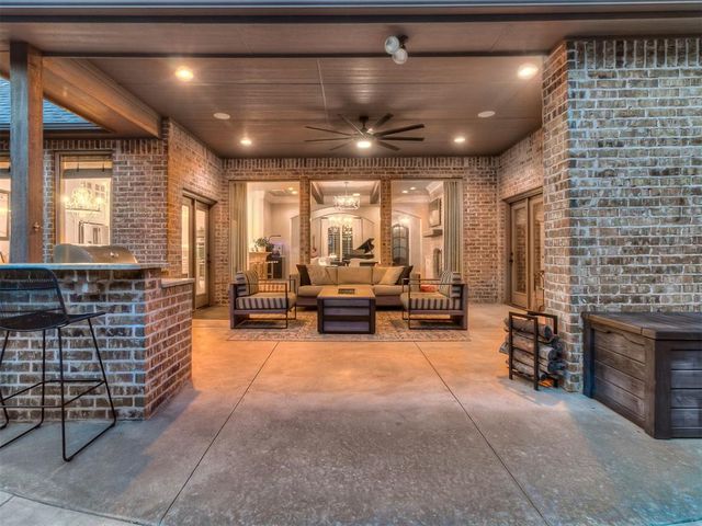 5017 Shades Bridge Road Road, Edmond, OK 73034