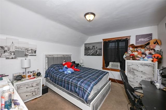 4049 Marvin Avenue, Cleveland, OH 44109