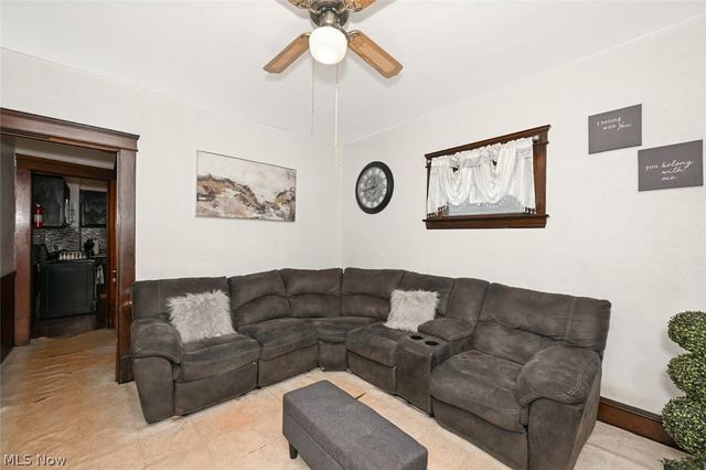 4049 Marvin Avenue, Cleveland, OH 44109
