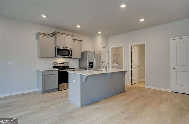 243 Sanctuary Drive, Mcdonough, GA 30253