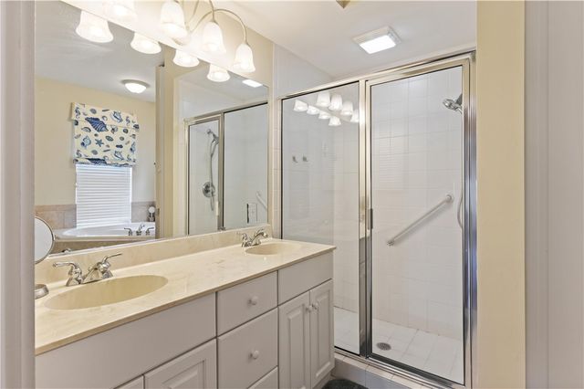 122 Shady Brook Circle 201, St Simons Island, GA 31522