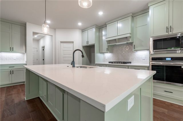 3067 NW Shelton Road, Fayetteville, AR 72703